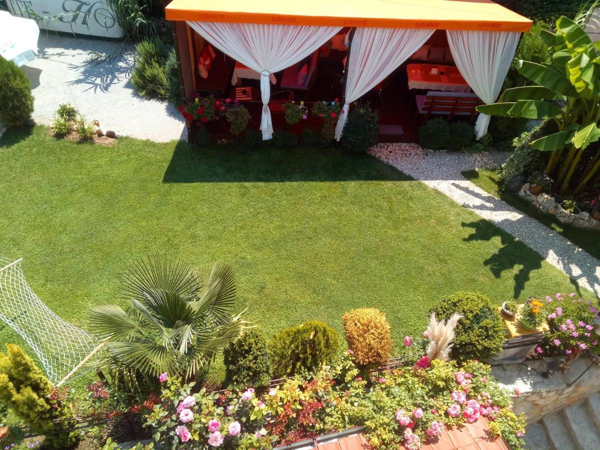 Yard House Trpejca Otel Ohri Dış mekan fotoğraf