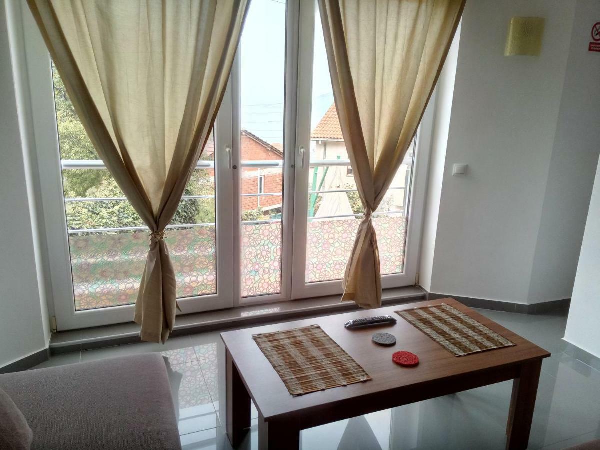 Yard House Trpejca Otel Ohri Dış mekan fotoğraf