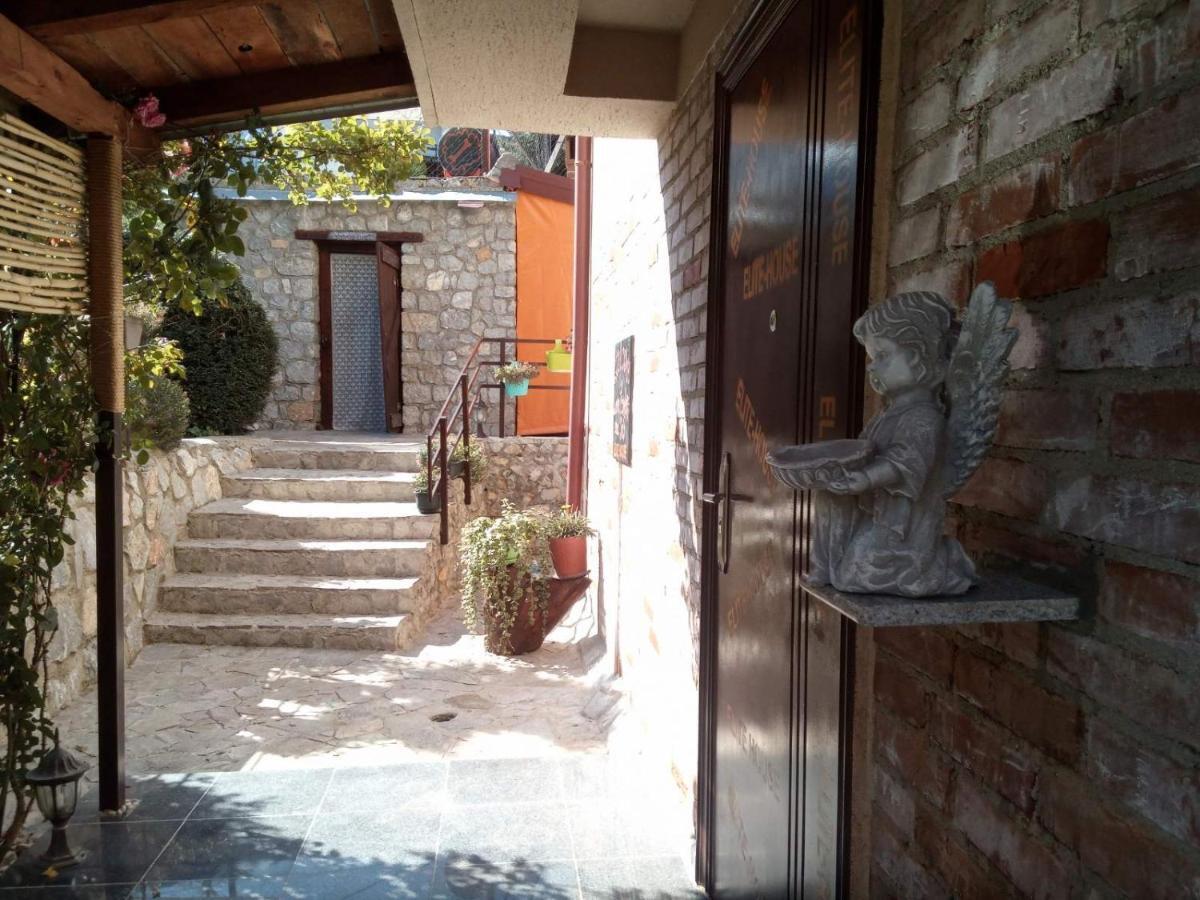 Yard House Trpejca Otel Ohri Dış mekan fotoğraf